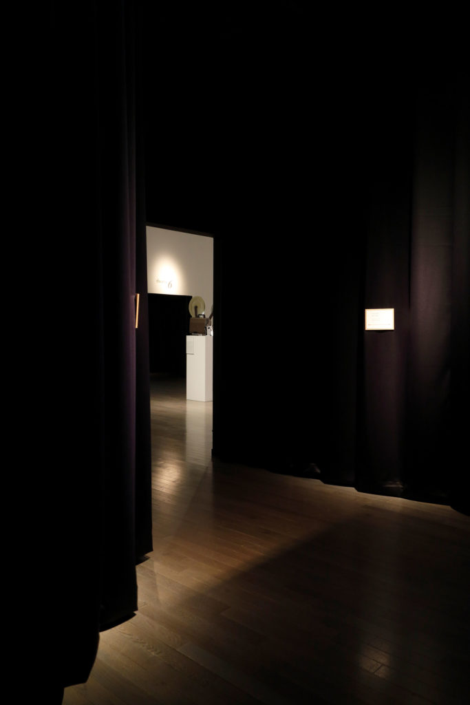 Reading Cinema, Finding Words: Art after Marcel Broodthaers