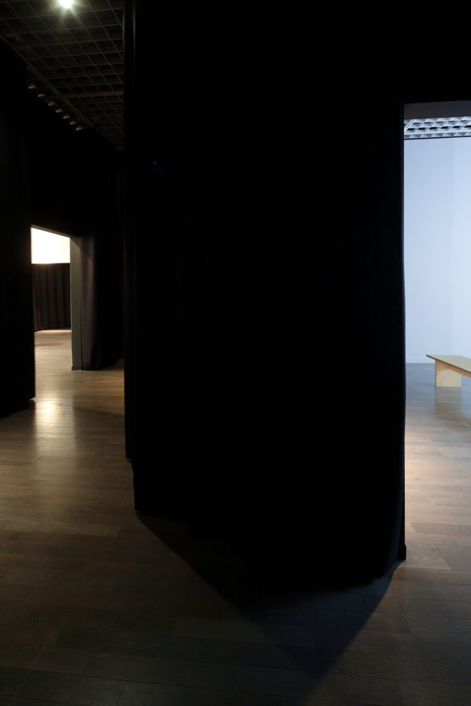 Reading Cinema, Finding Words: Art after Marcel Broodthaers