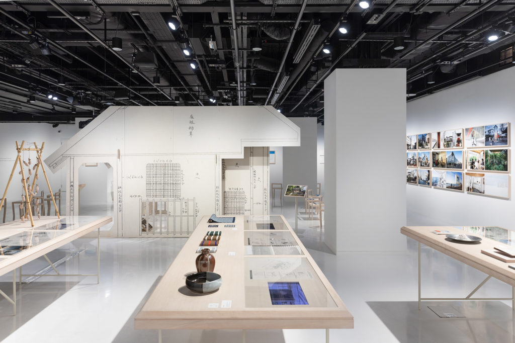 Windowology: New Architectural Views from Japan