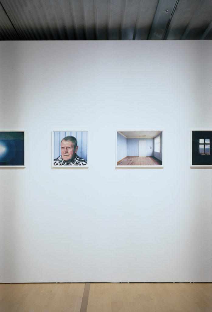 Roni Horn : When You See Your Reflection in Water, Do You Recognize the Water in You?