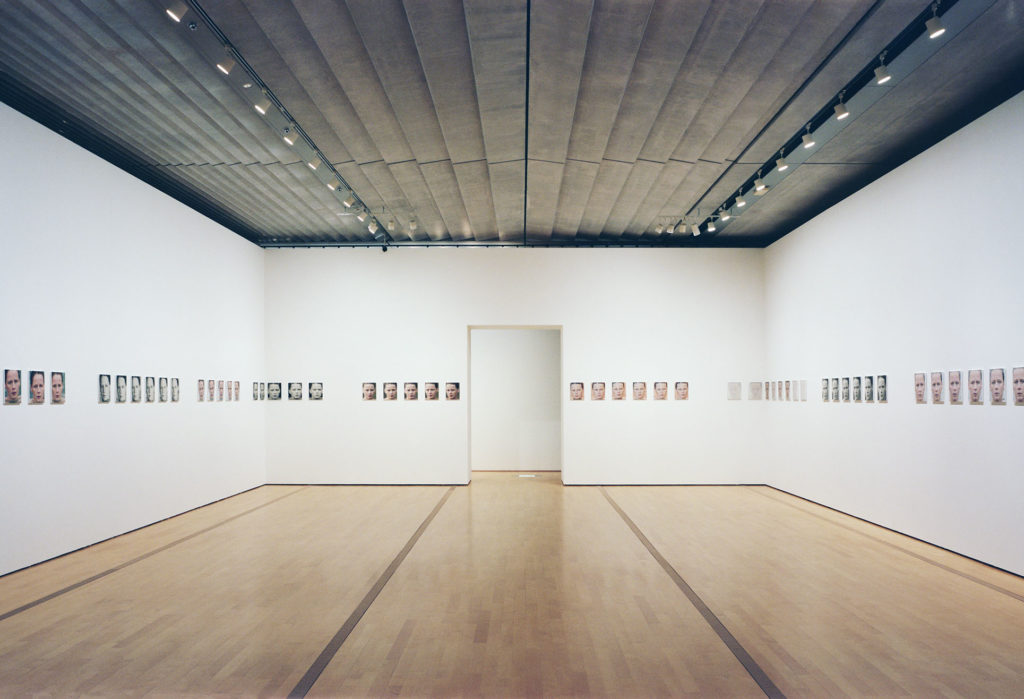 Roni Horn : When You See Your Reflection in Water, Do You Recognize the Water in You?