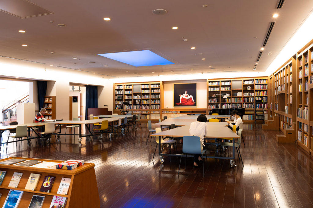 Contemporary Art Museum, Kumamoto, Shop and Library Renewal