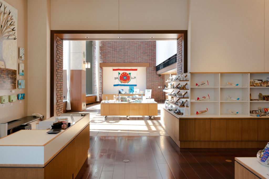 Contemporary Art Museum, Kumamoto, Shop and Library Renewal