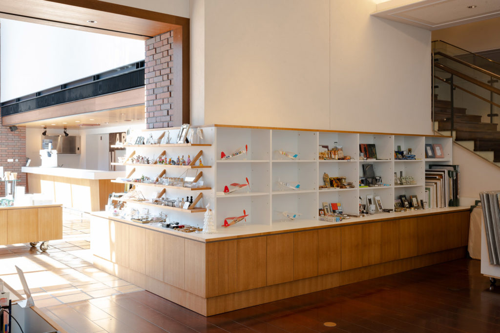 Contemporary Art Museum, Kumamoto, Shop and Library Renewal